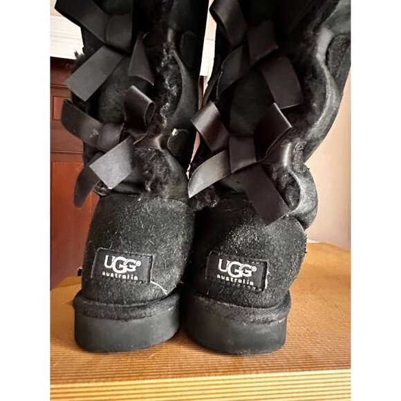 UGG black Bailey Bow tall suede and sheepskin boots size 7 - Picture 4 of 7